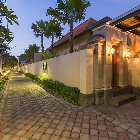 Kubal Villa Seminyak  Exterior photo
