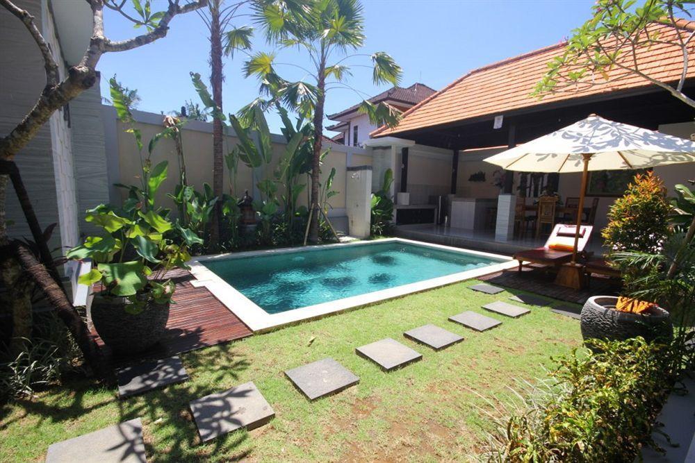 Kubal Villa Seminyak  Exterior photo