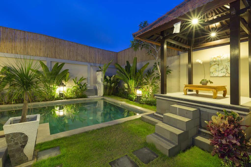 Kubal Villa Seminyak  Exterior photo