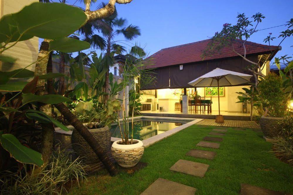 Kubal Villa Seminyak  Exterior photo