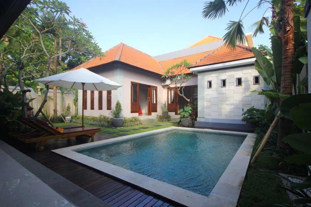 Kubal Villa Seminyak  Exterior photo